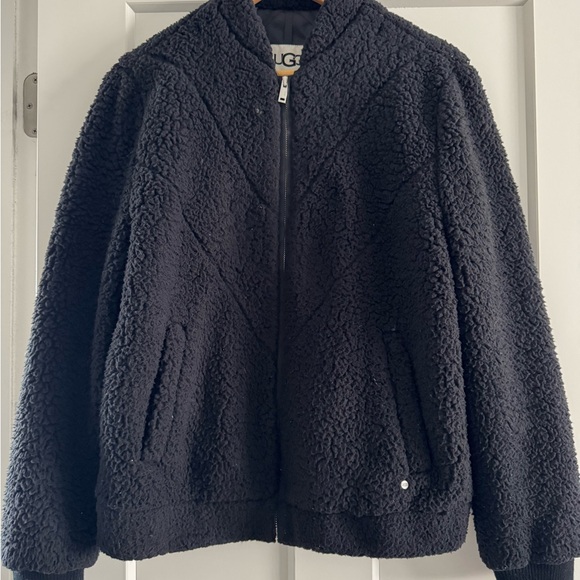 UGG Black Sherpa Jacket - Picture 1 of 4